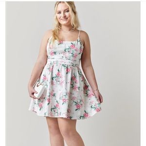Francesca’s Diana Sleeveless Floral Mini Dress-NWT